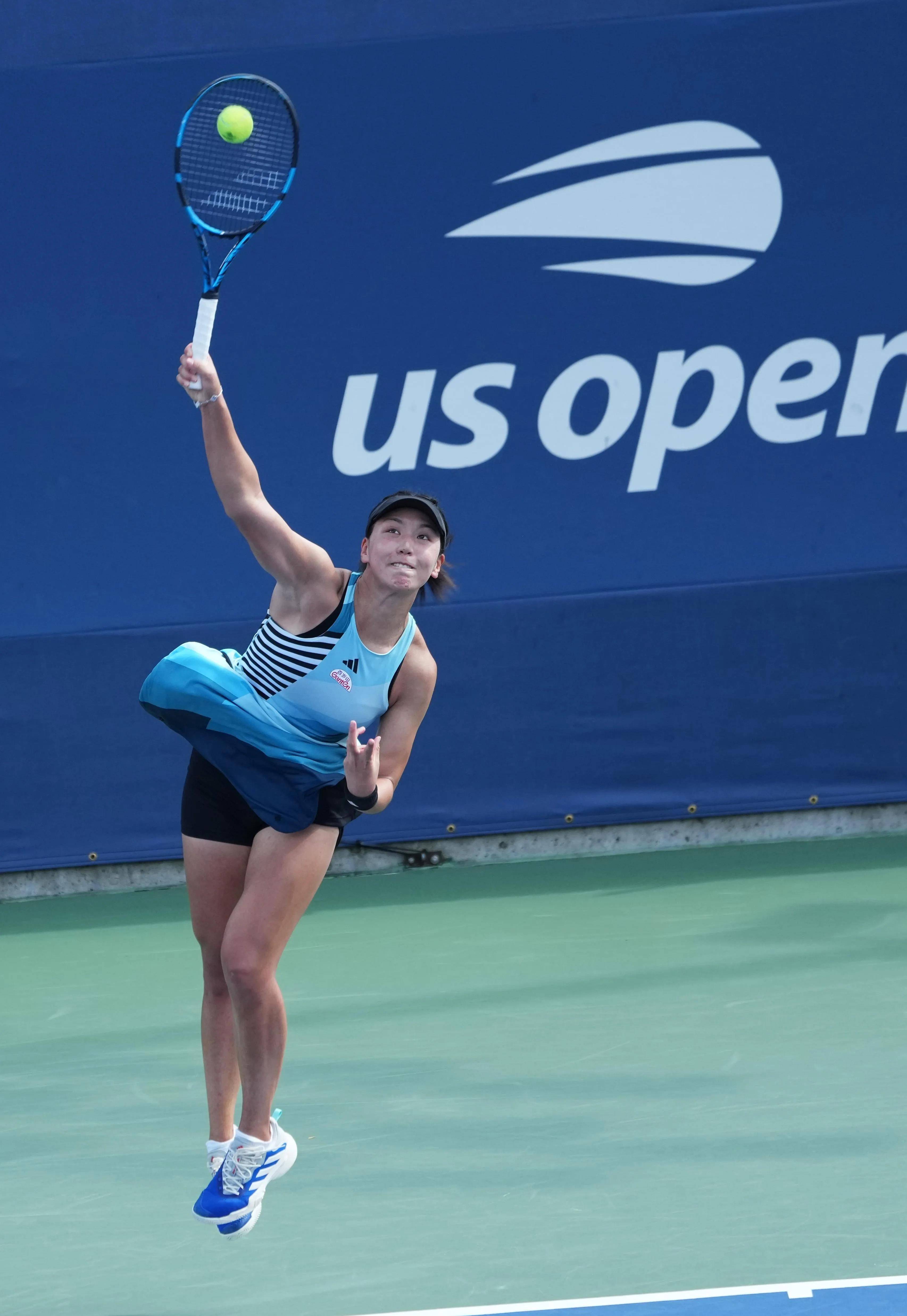 依靠精确的 依靠精确的