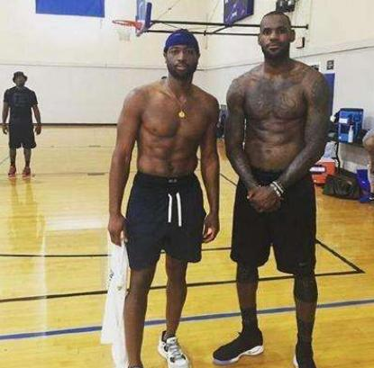 端依然保持 端依然保持