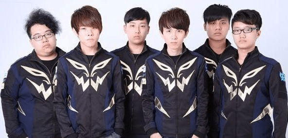 表现出色 表现出色