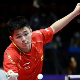 更是坚持与 更是坚持与