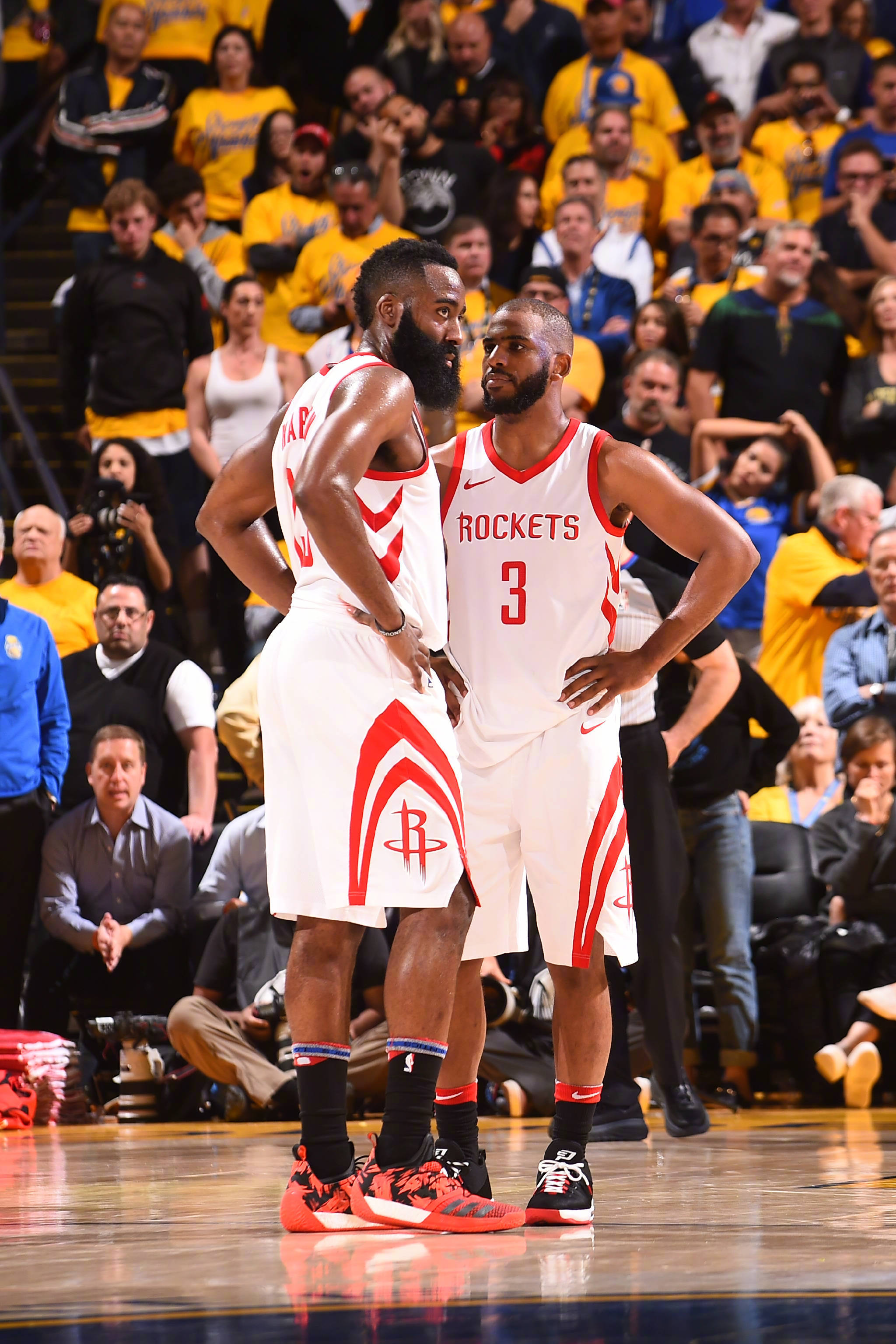 通过分析本 通过分析本