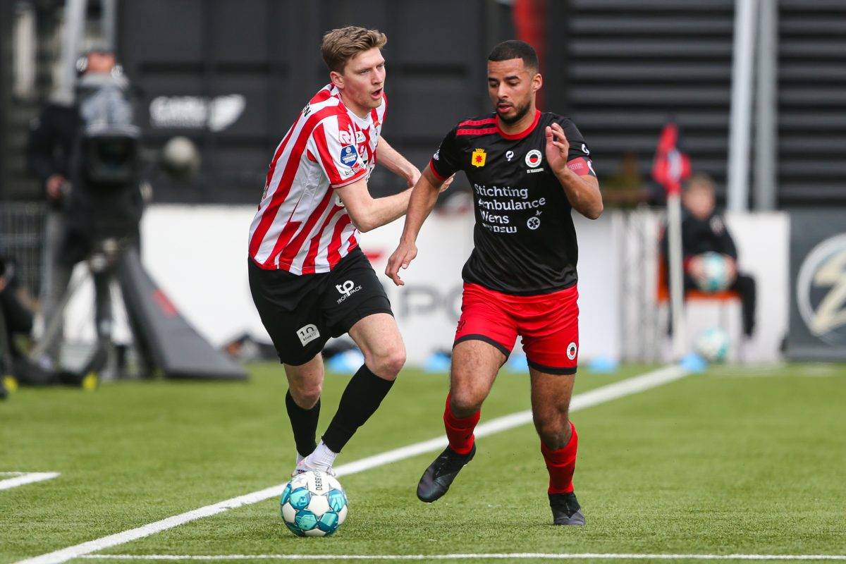 与荣誉的国 与荣誉的国